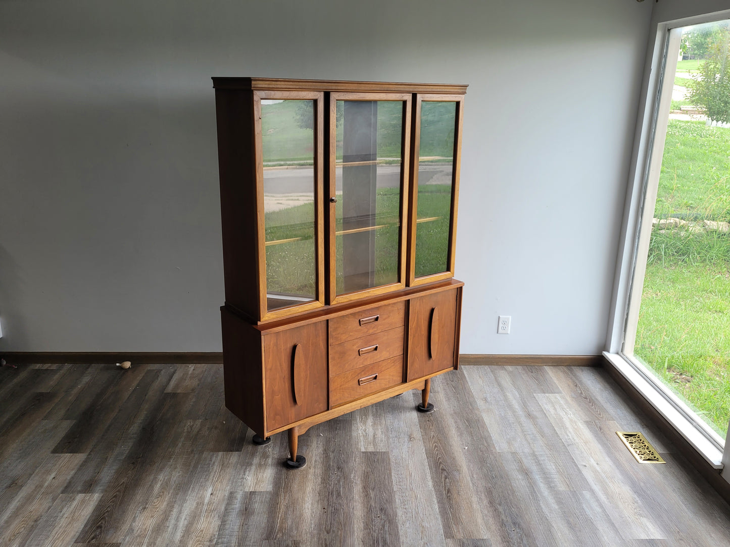 Walnut Dining Hutch - Lighted - Garrsion Furnirue Co