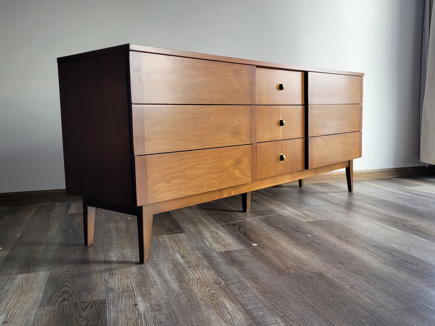 Stanley Furniture Dresser Set